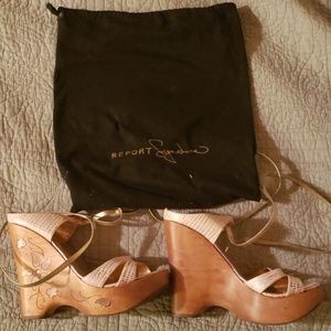 Report Wedge wood Sandals